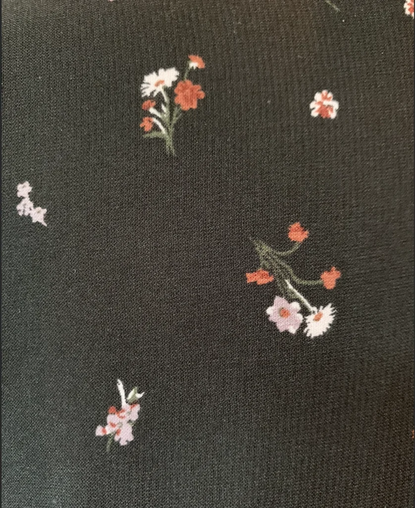 Image for ICÔNE – Blouse courte noire ample avec dentelle, encolure en V plongeante et petites fleurs – Taille L