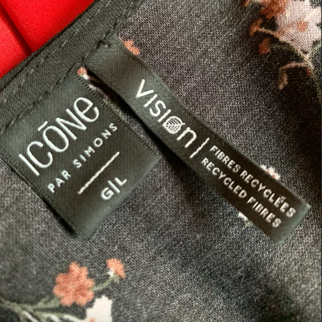 Image for ICÔNE – Blouse courte noire ample avec dentelle, encolure en V plongeante et petites fleurs – Taille L