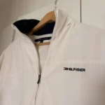 Thumbnail for Manteau Tommy Hilfinger neuf medium