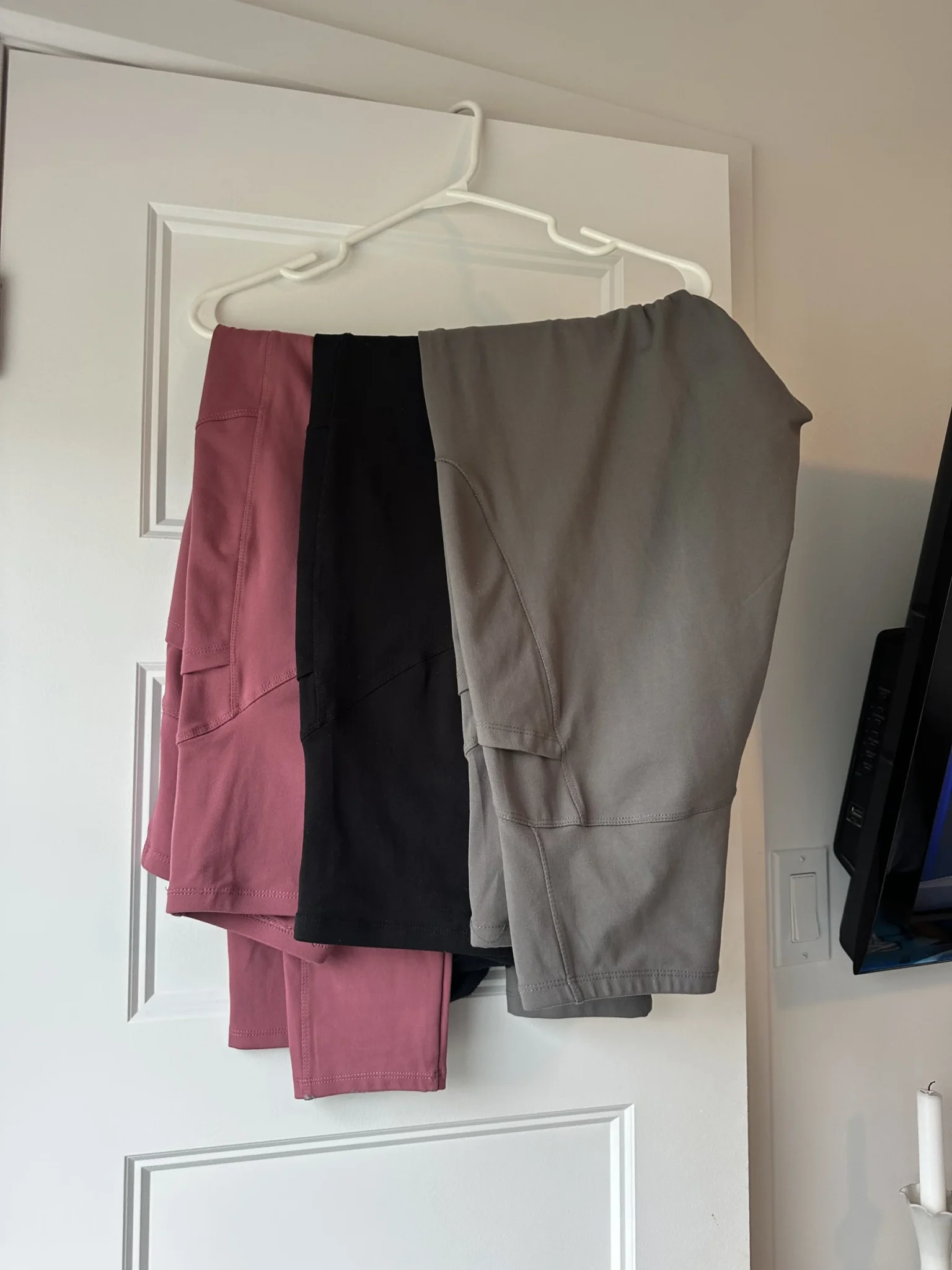 Featured image for Maternity leggings