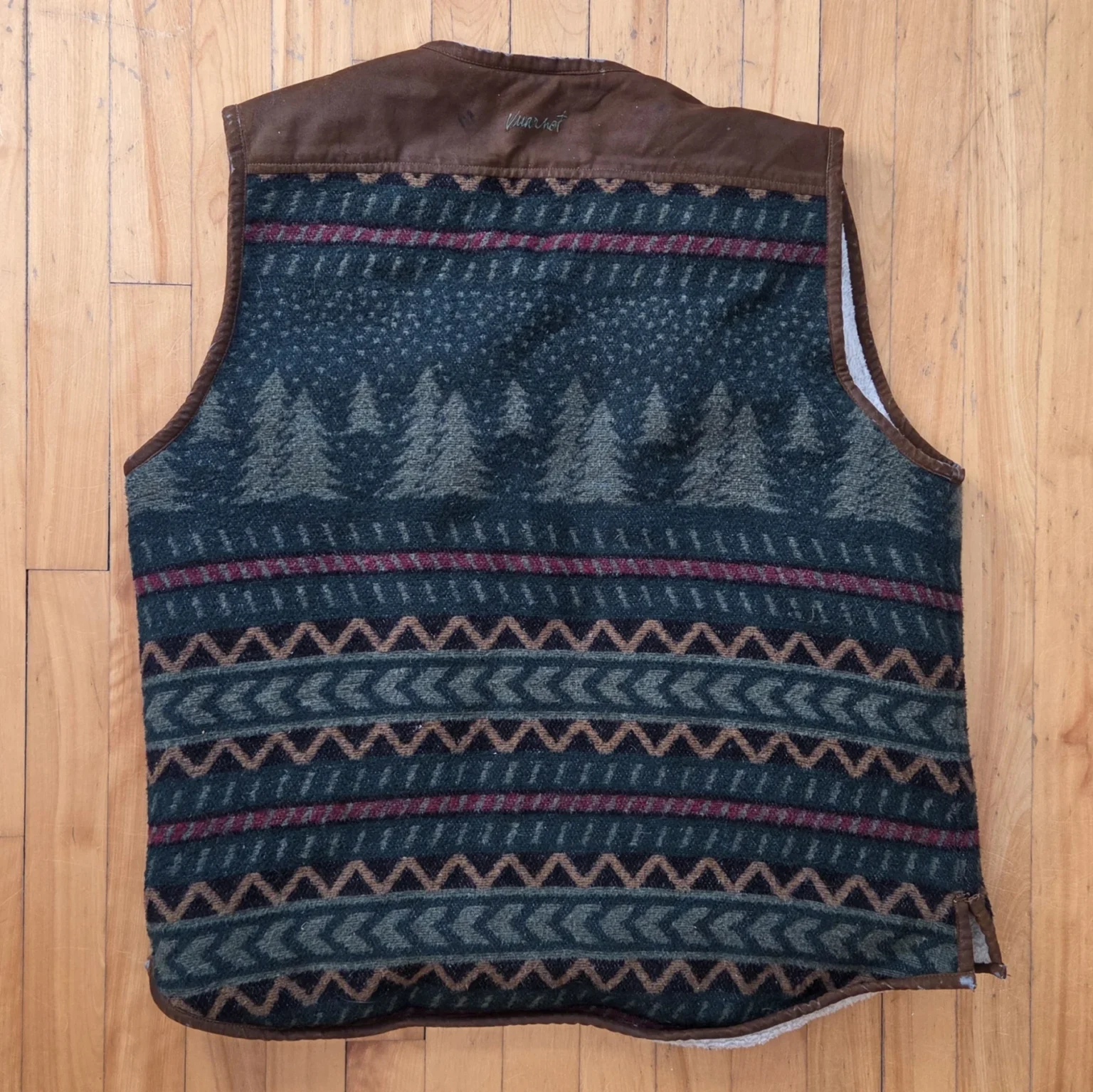 Image for Sleeveless jacket