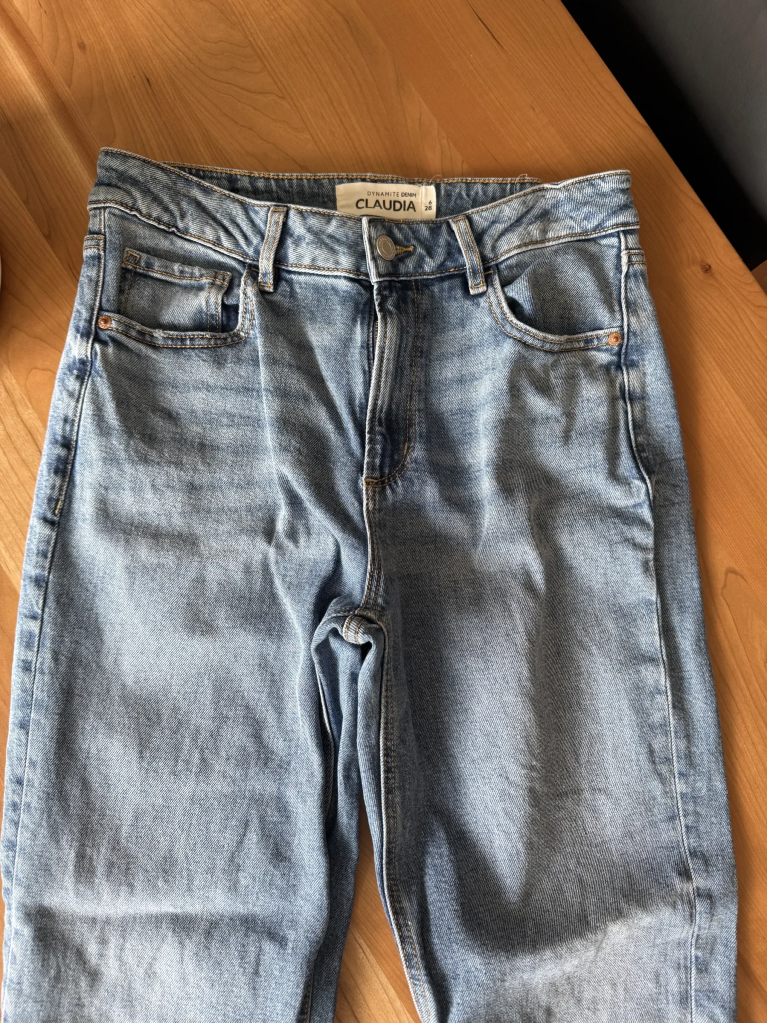 Image for Claudia mom jeans from Dynamite