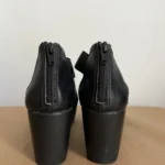 Thumbnail for Sandales compensées de Charles David