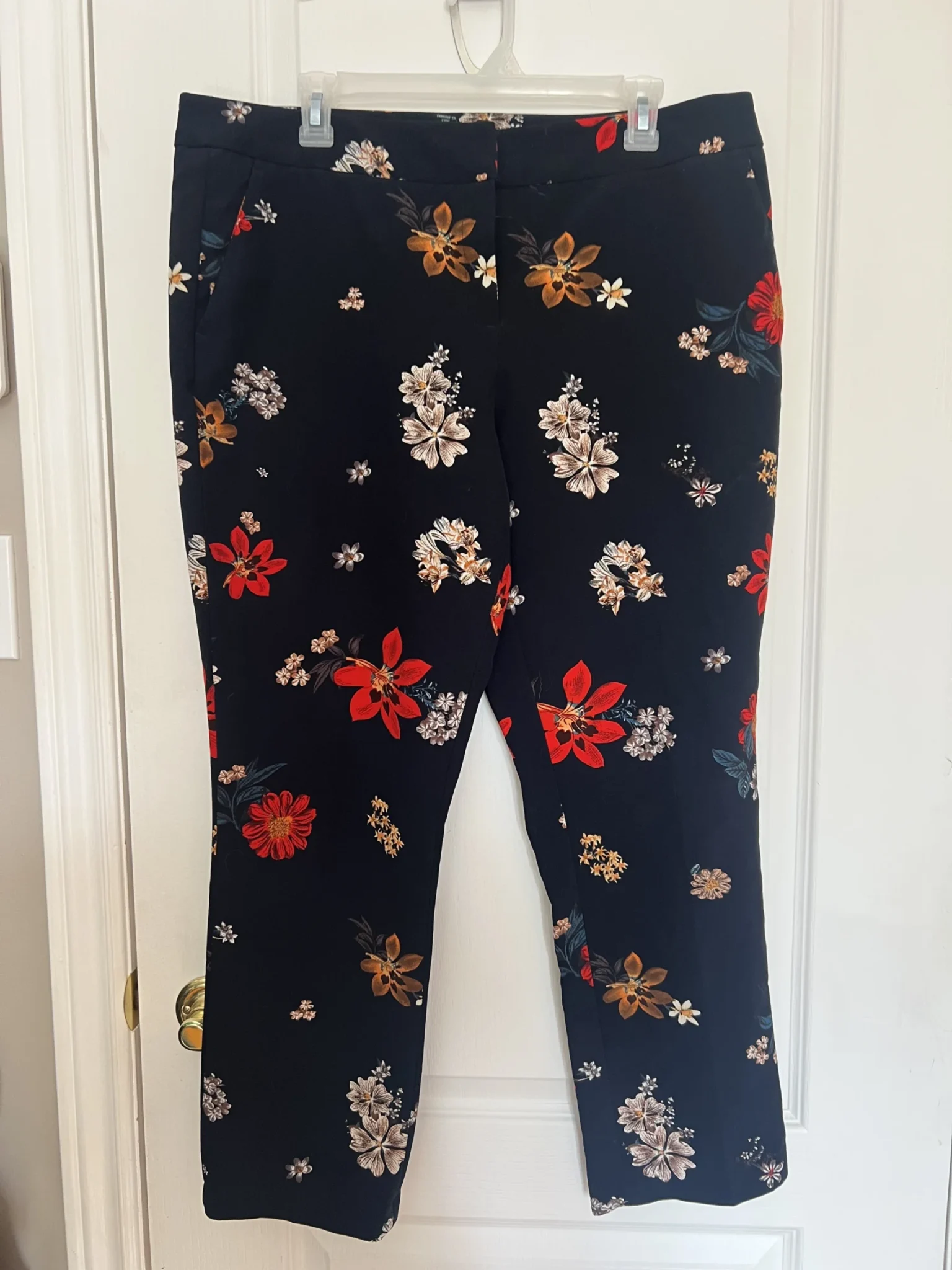Featured image for Lovely floral trousers