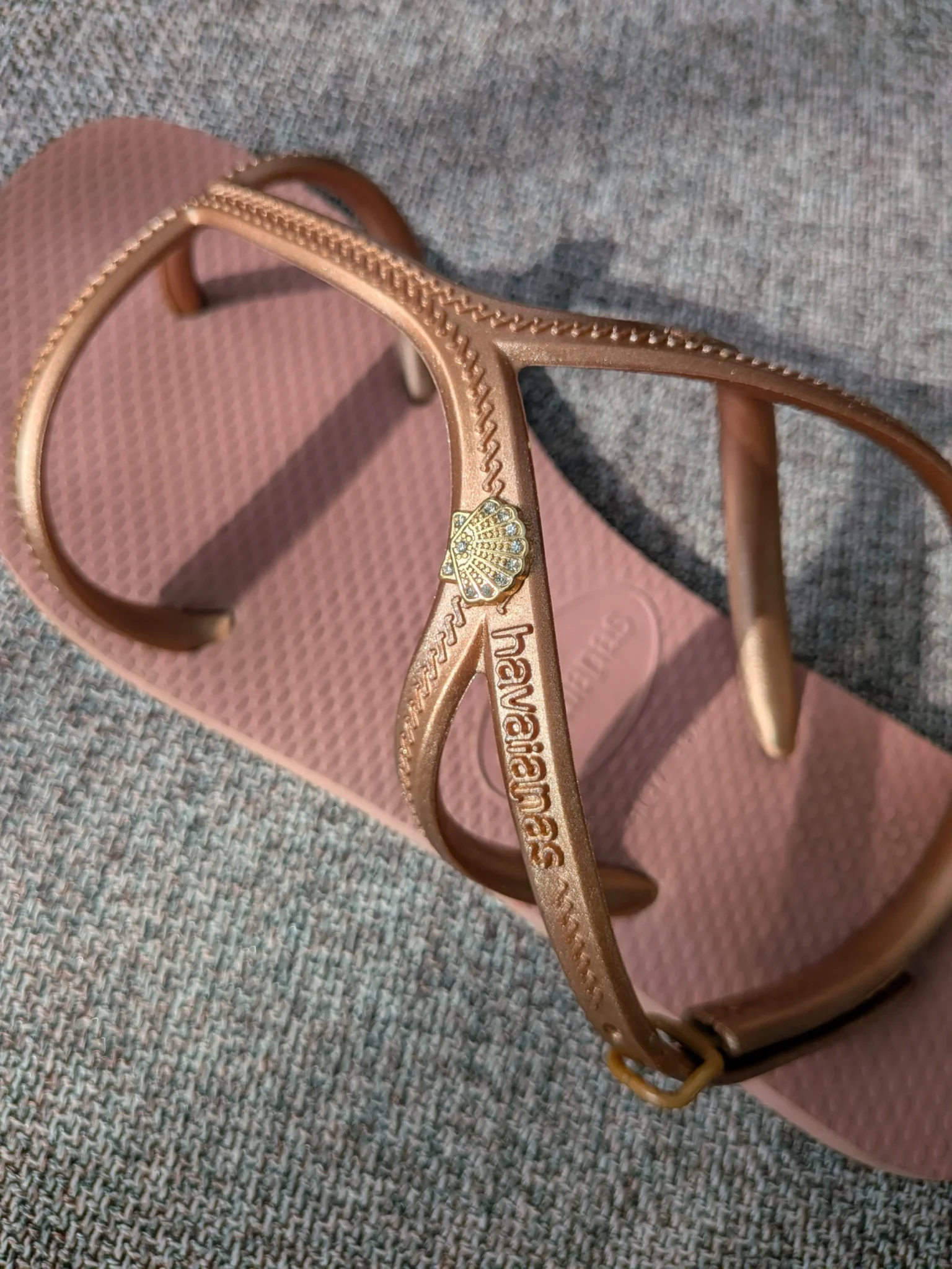Featured image for Sandales Havaianas