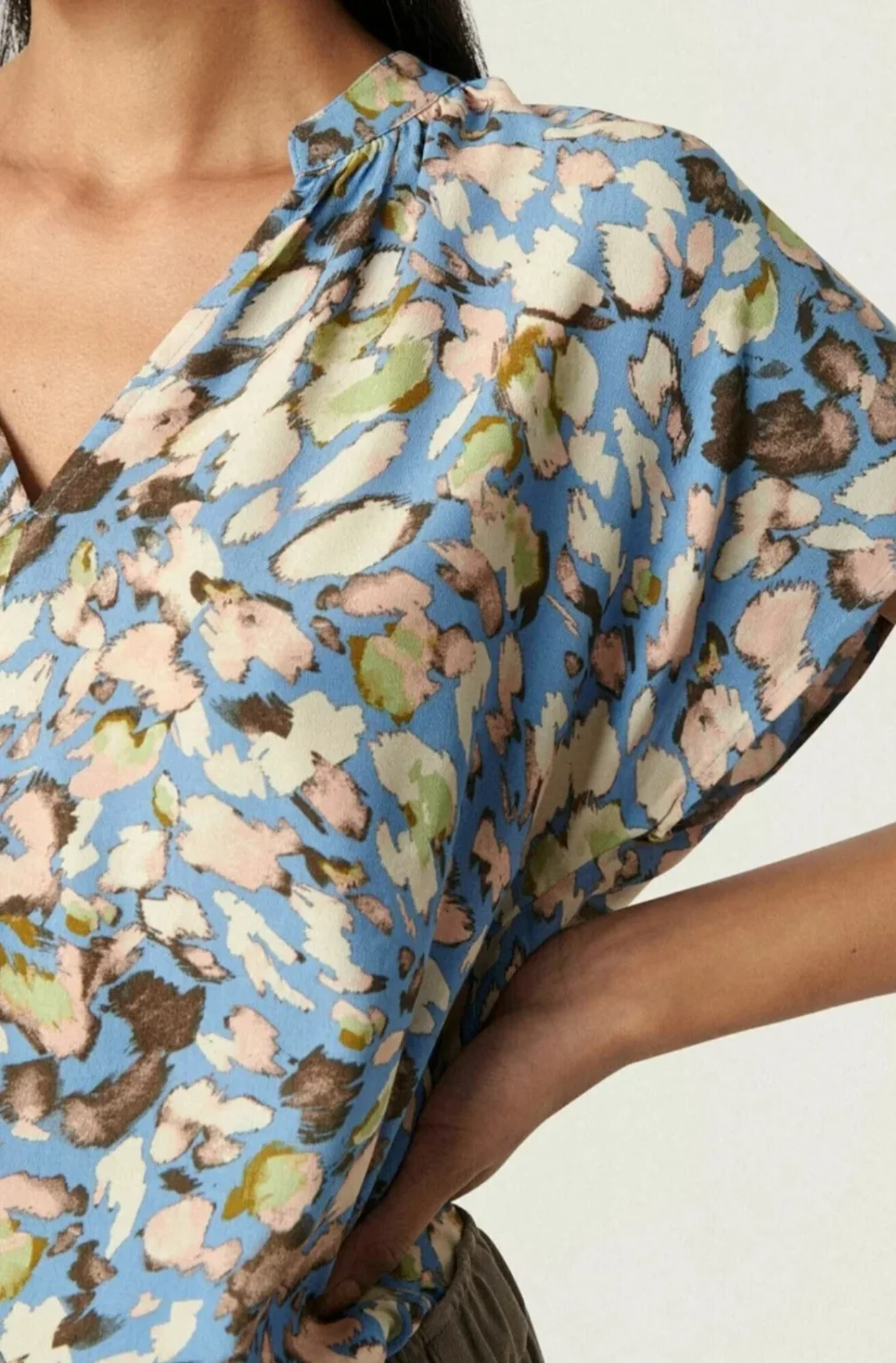 Image for 🌷Blouse à motifs - Soaked in Luxury