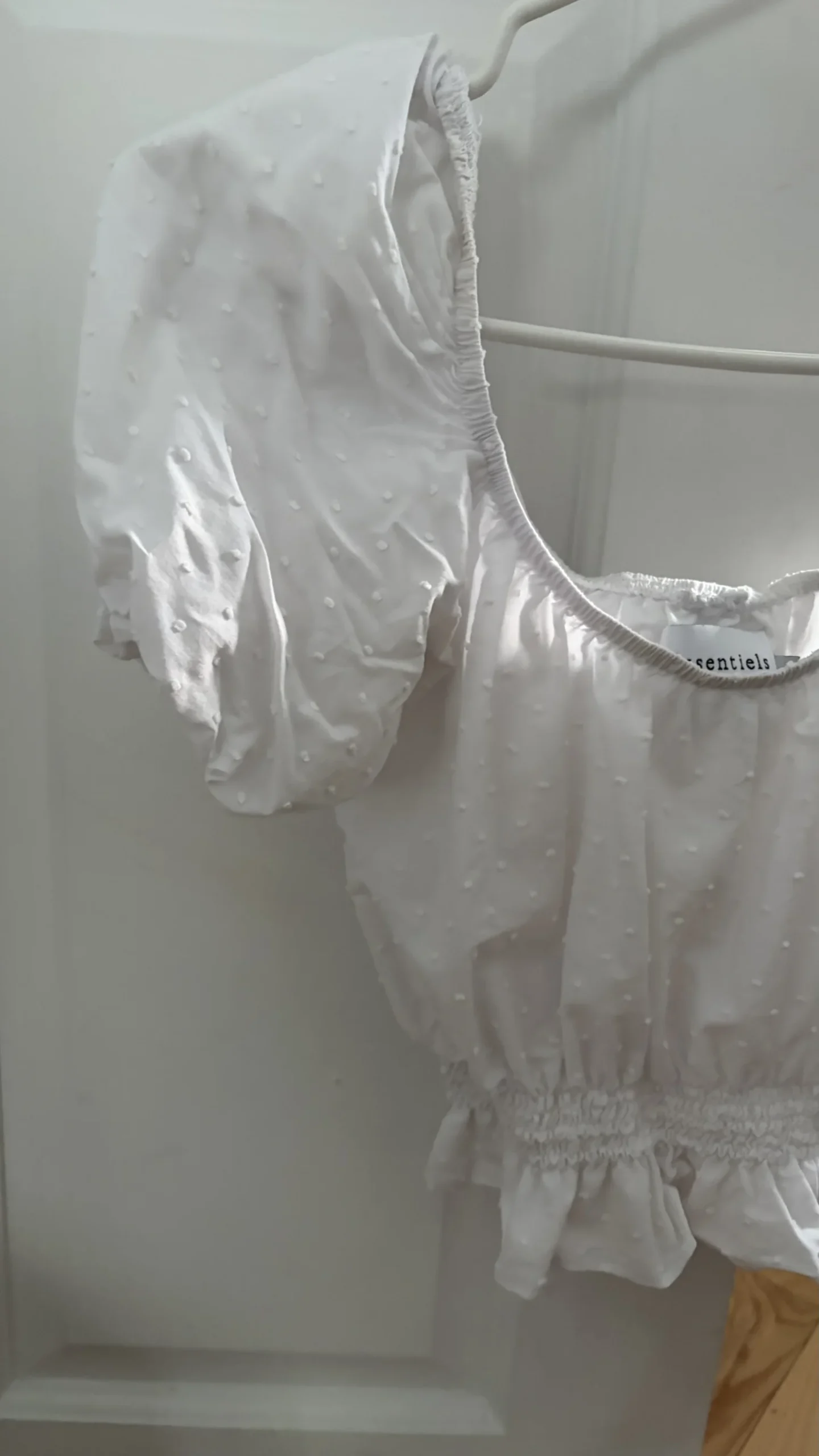Haut crop Essentiels and Co seconde main
