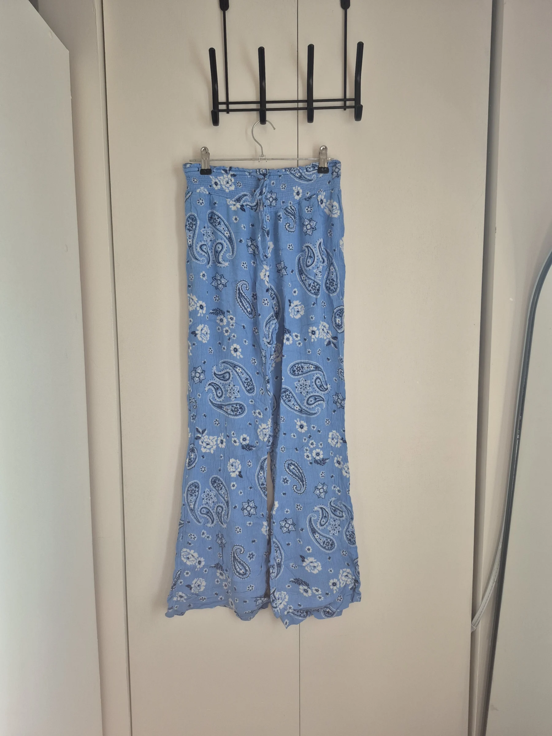 Pantalon Aerie taille haute Small Aerie seconde main