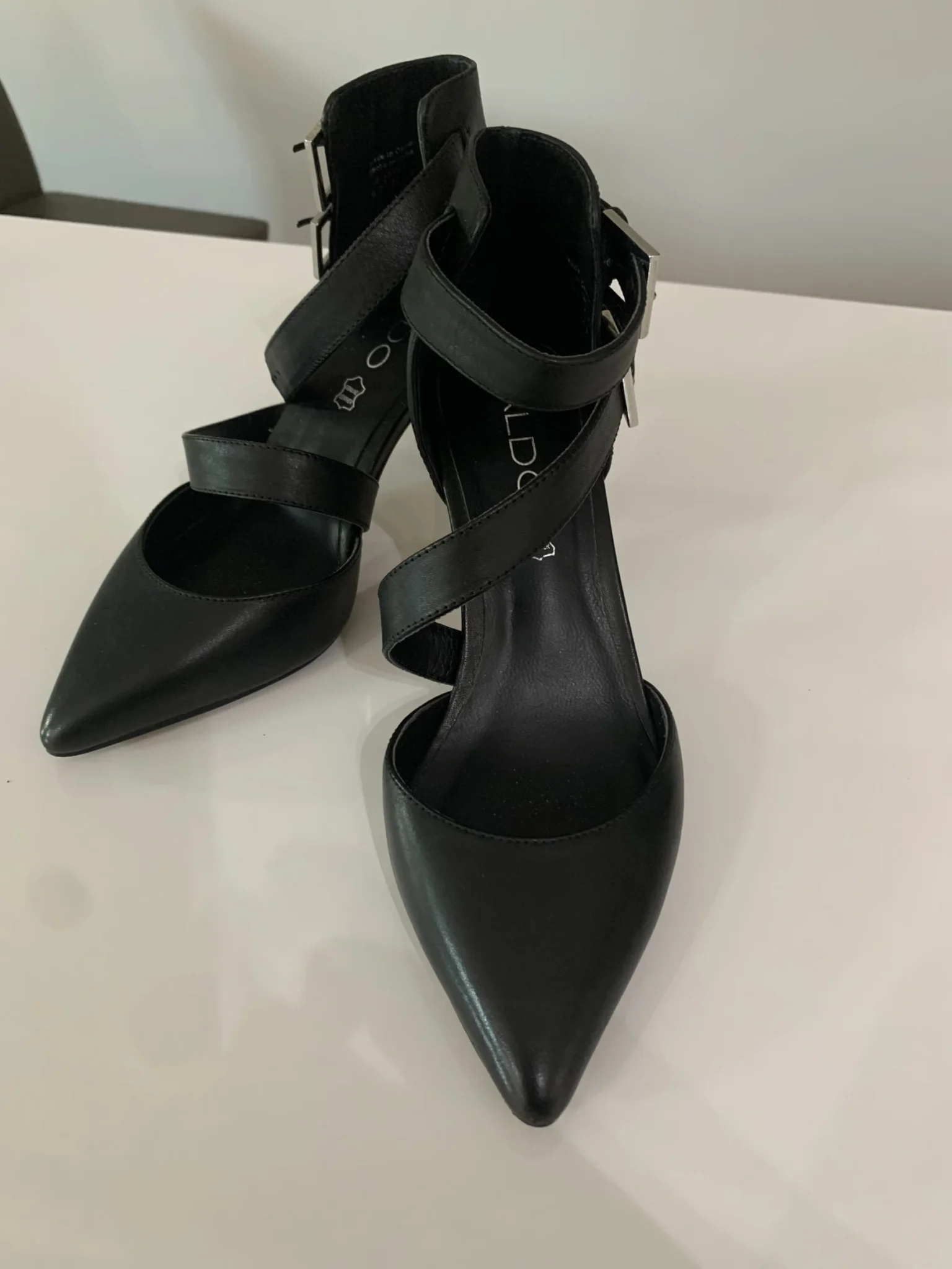 Image for Souliers Escarpins élégants