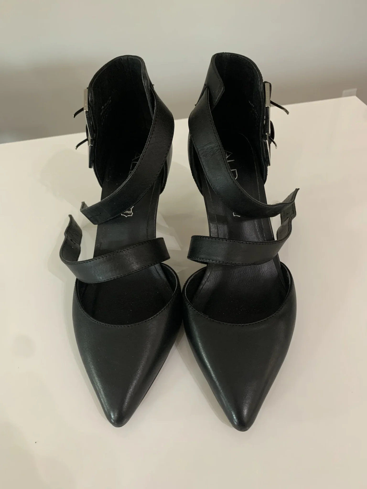Image for Souliers Escarpins élégants