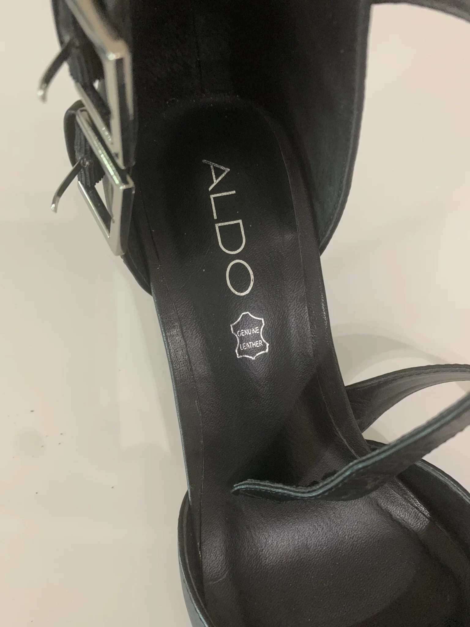 Image for Souliers Escarpins élégants