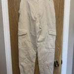 Thumbnail for Pantalon cargo Aritzia