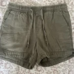 Featured thumbnail for Short en lin