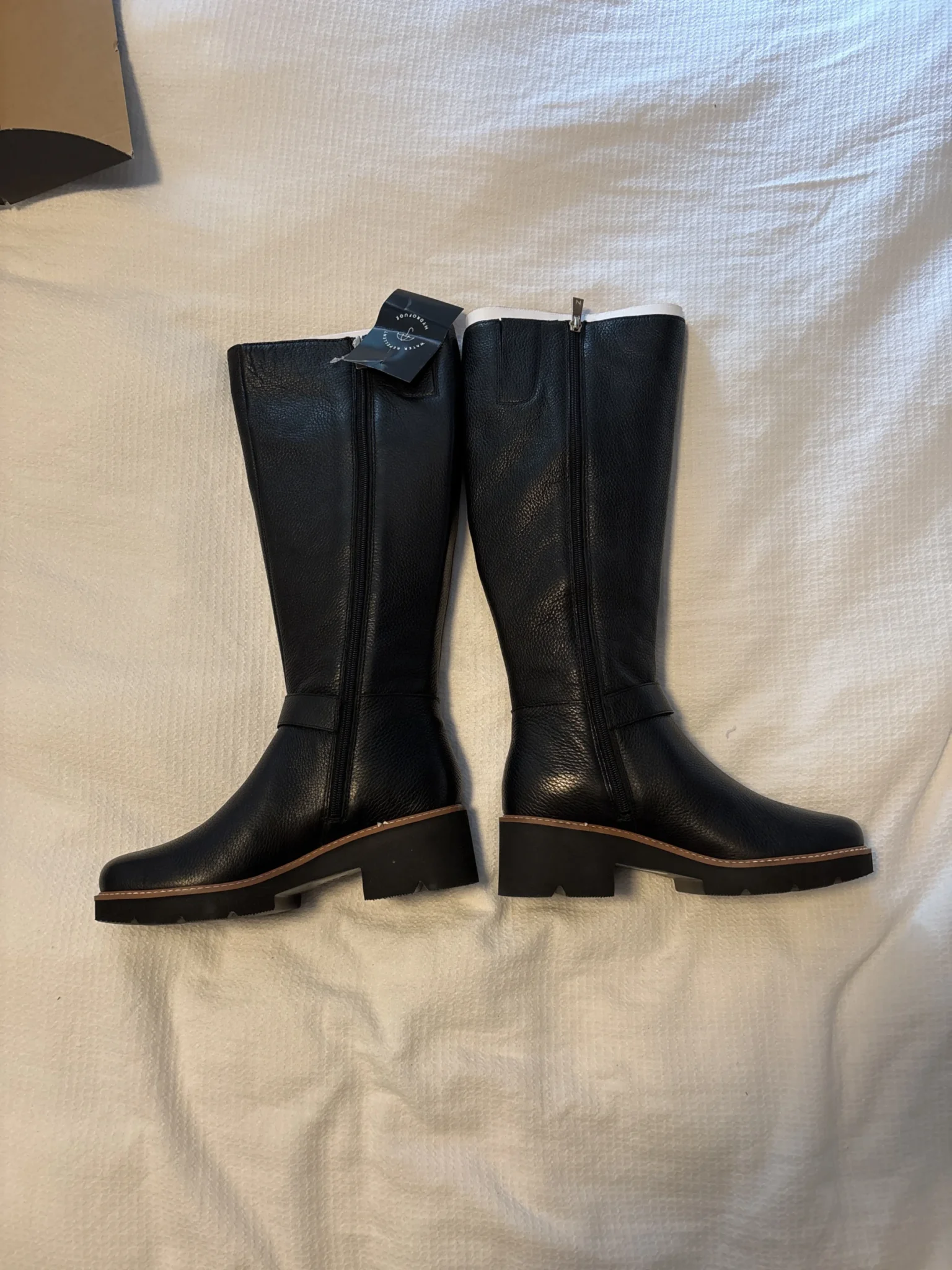 Image for Bottes d’hiver hautes neuves
