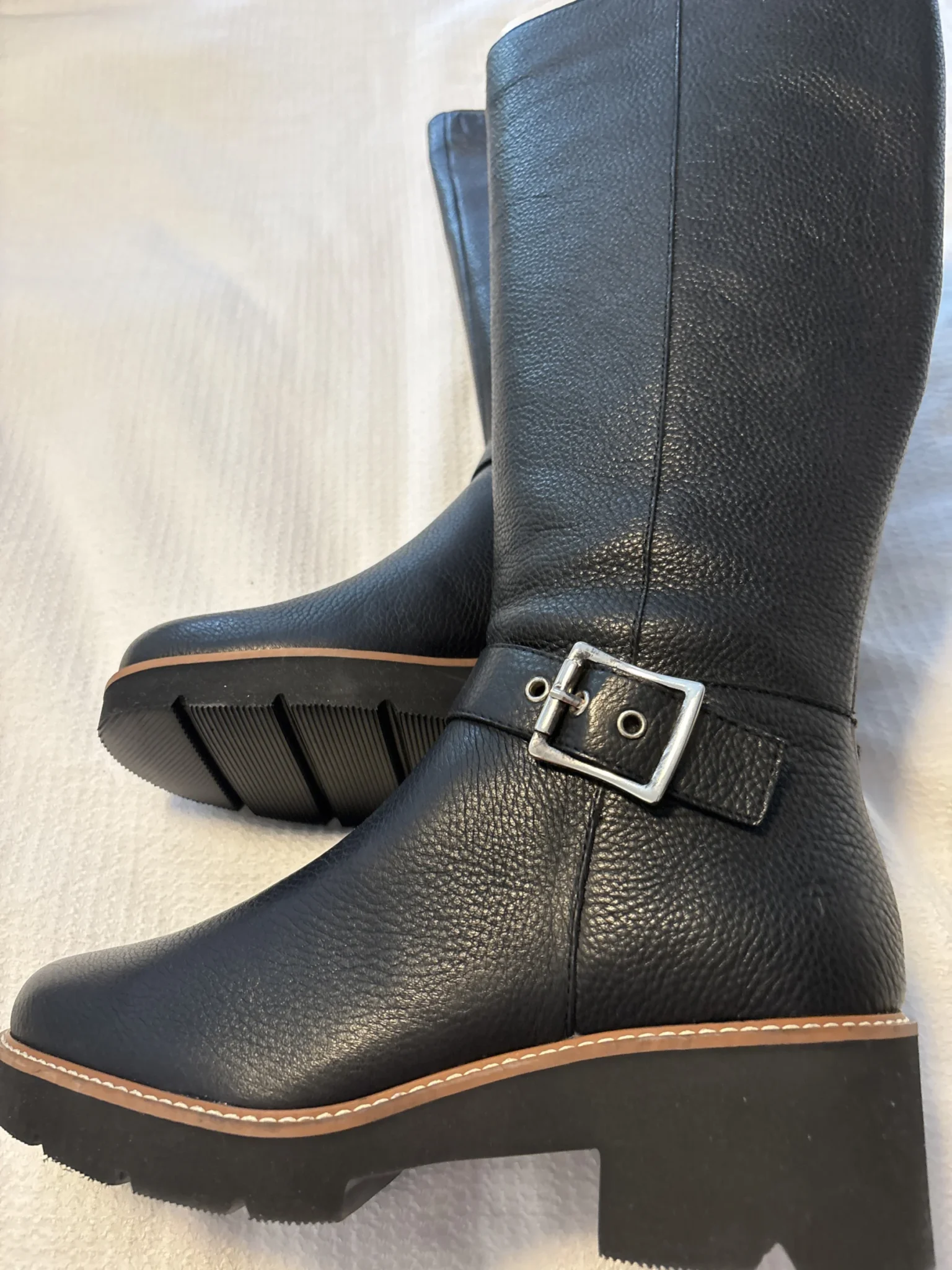 Image for Bottes d’hiver hautes neuves