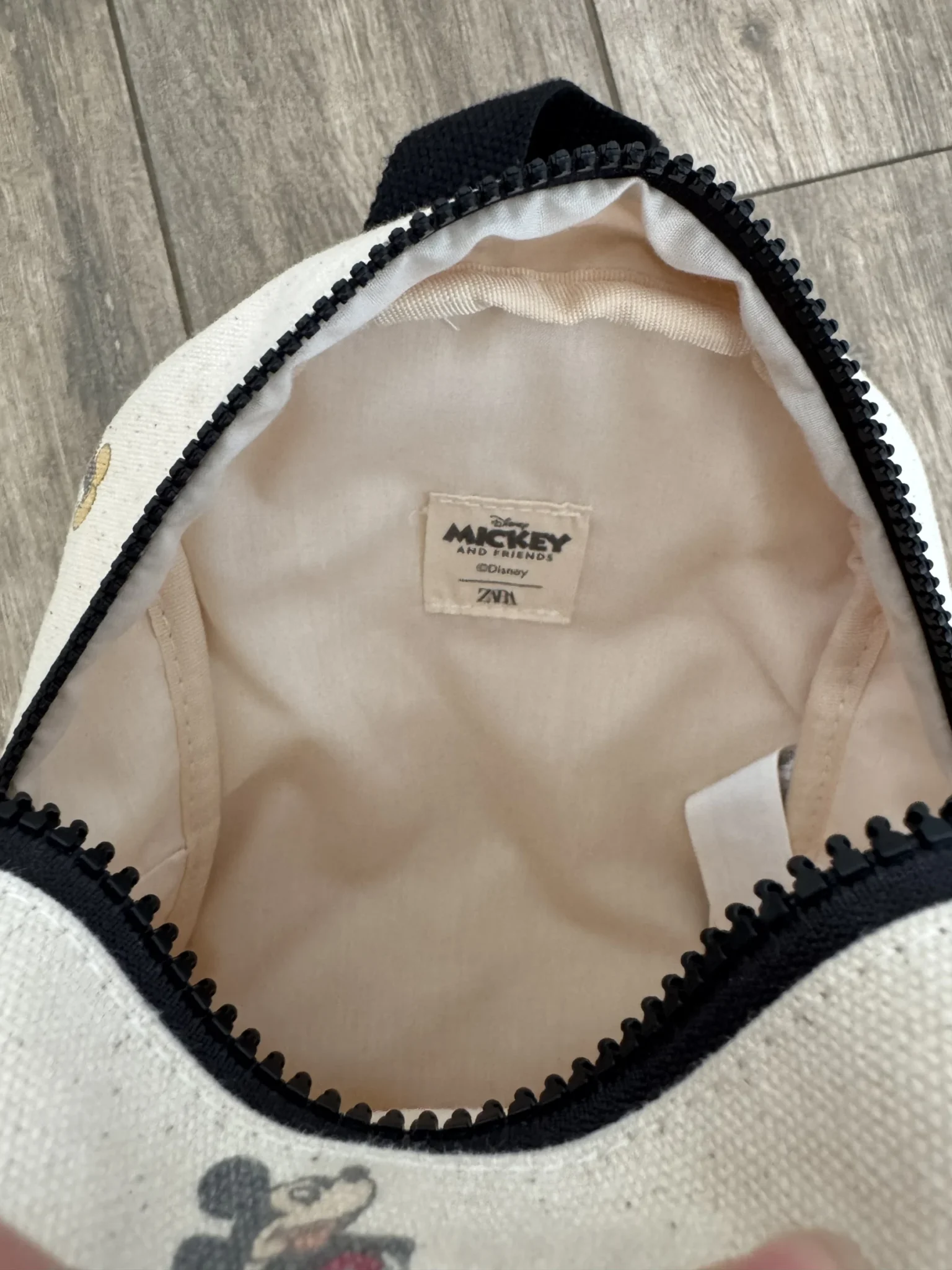 Image for Zara - Petit sac à dos Mickey Mouse pour enfant