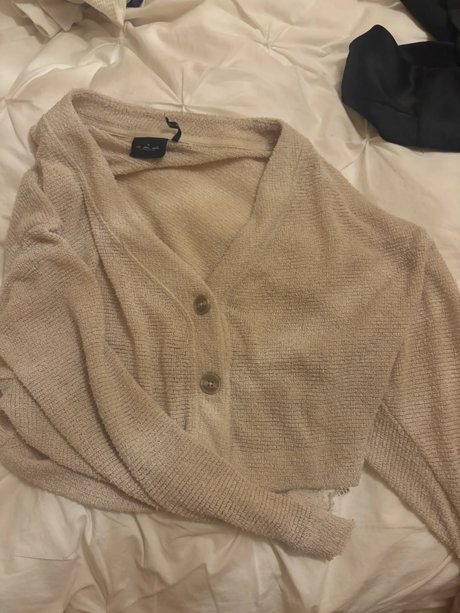 Featured image for Urban Outfitters cardigan