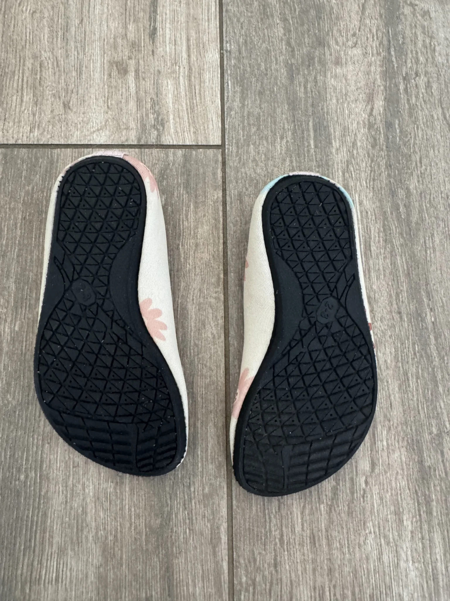 Image for 2-3c - Chaussures d’eau pour enfant