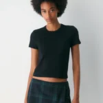 Featured thumbnail for Black Aritzia T-shirt