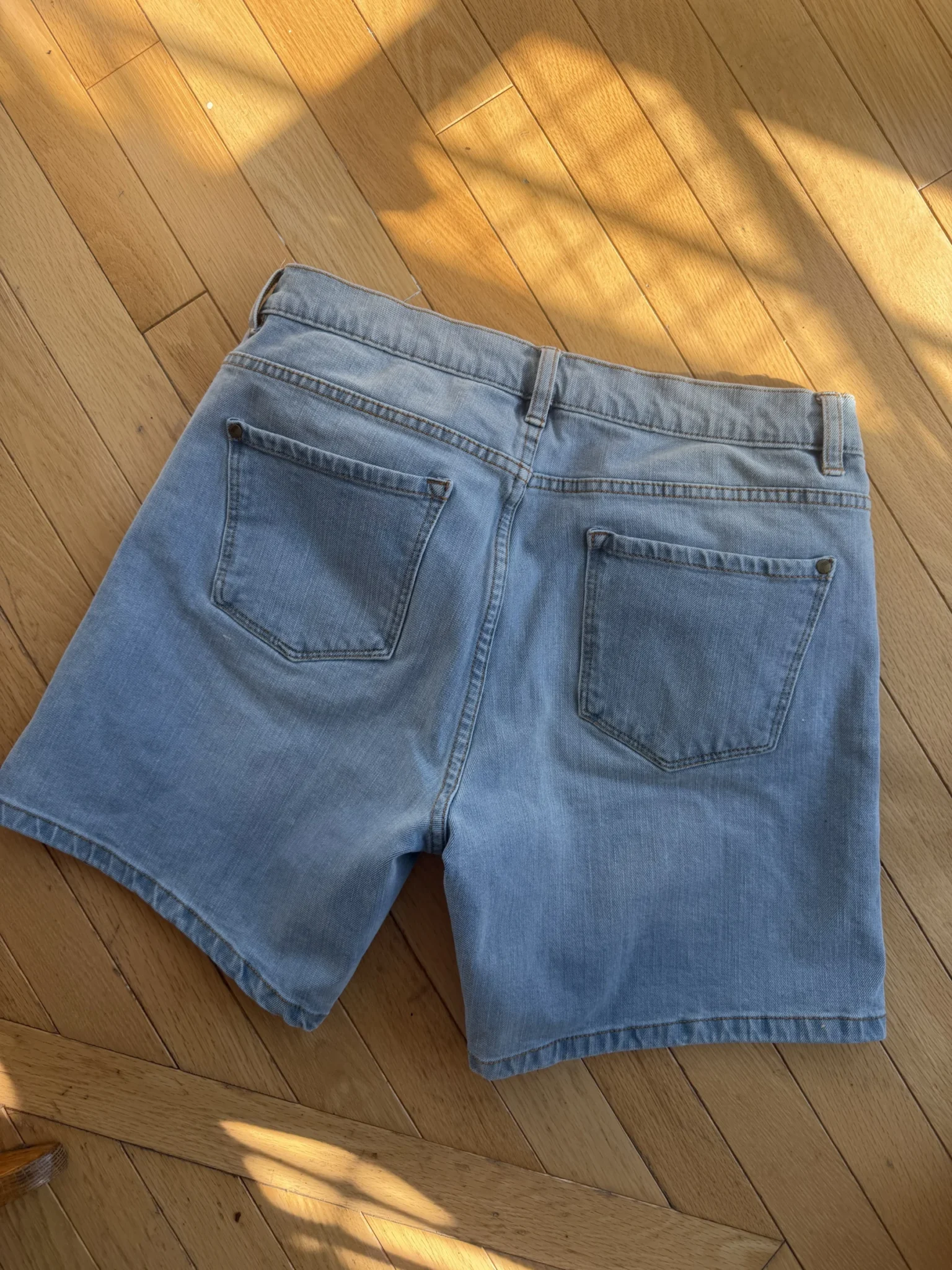 Image for Short en jeans