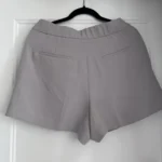 Thumbnail for Short Aritzia gr. 12