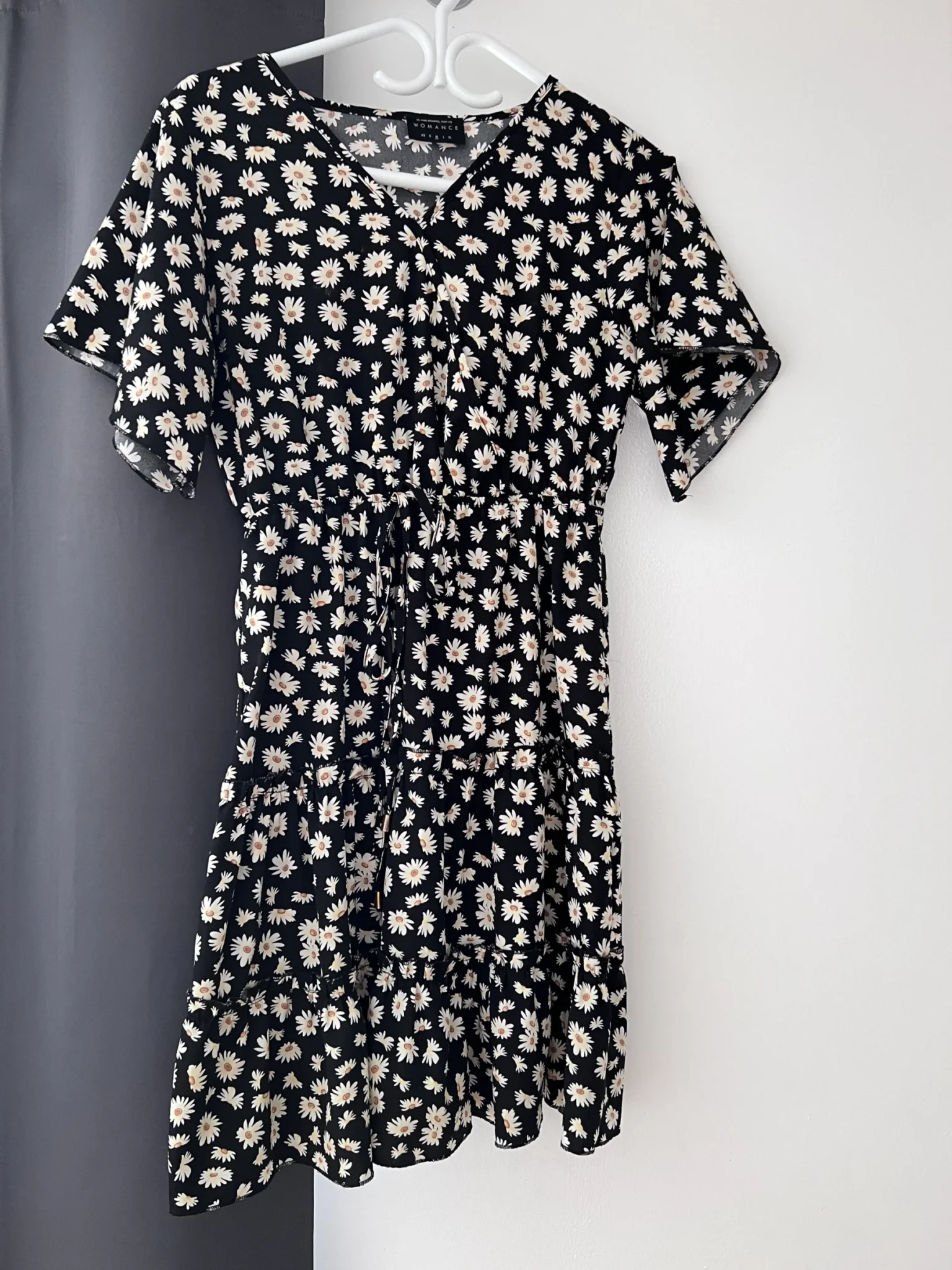 Featured image for Robe fleurie Womance – Taille M 🌼