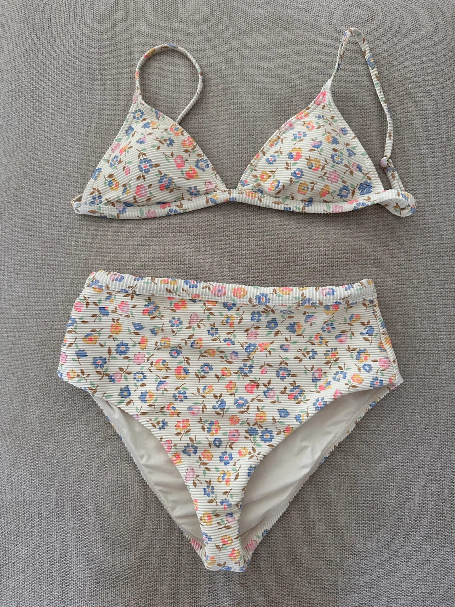 Featured image for Maillot billabong