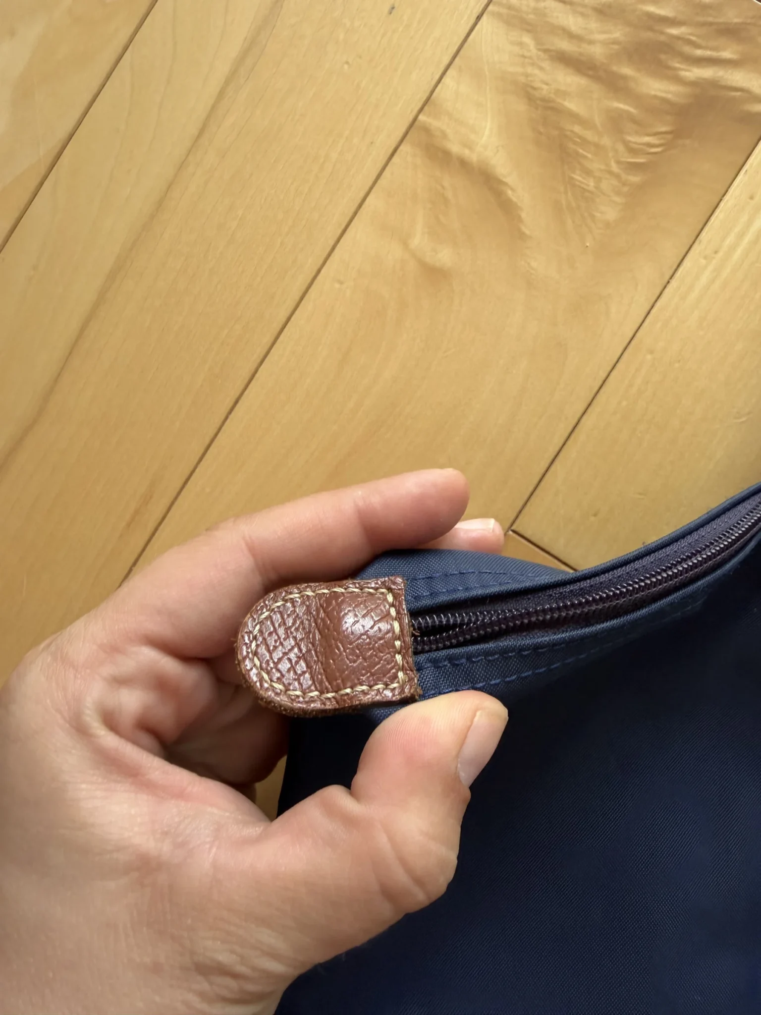 Image for Sac Longchamp Large modèle le Pliage bleu marine et cuir marron