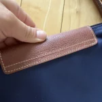 Thumbnail for Sac Longchamp Large modèle le Pliage bleu marine et cuir marron