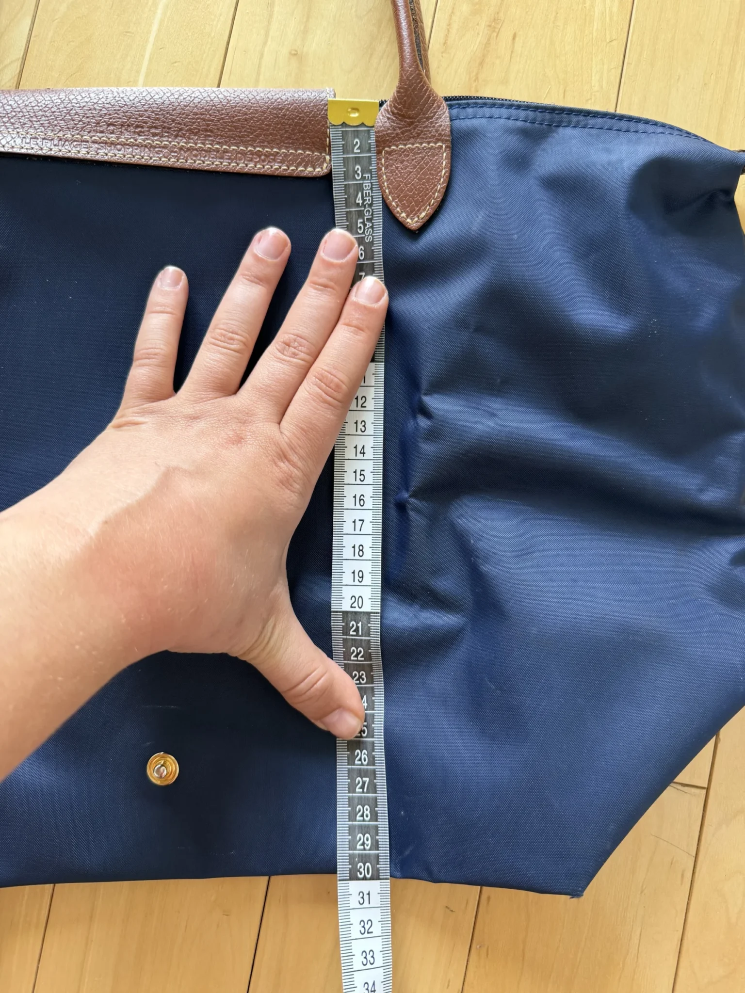 Image for Sac Longchamp Large modèle le Pliage bleu marine et cuir marron