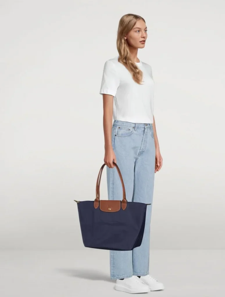Image for Sac Longchamp Large modèle le Pliage bleu marine et cuir marron