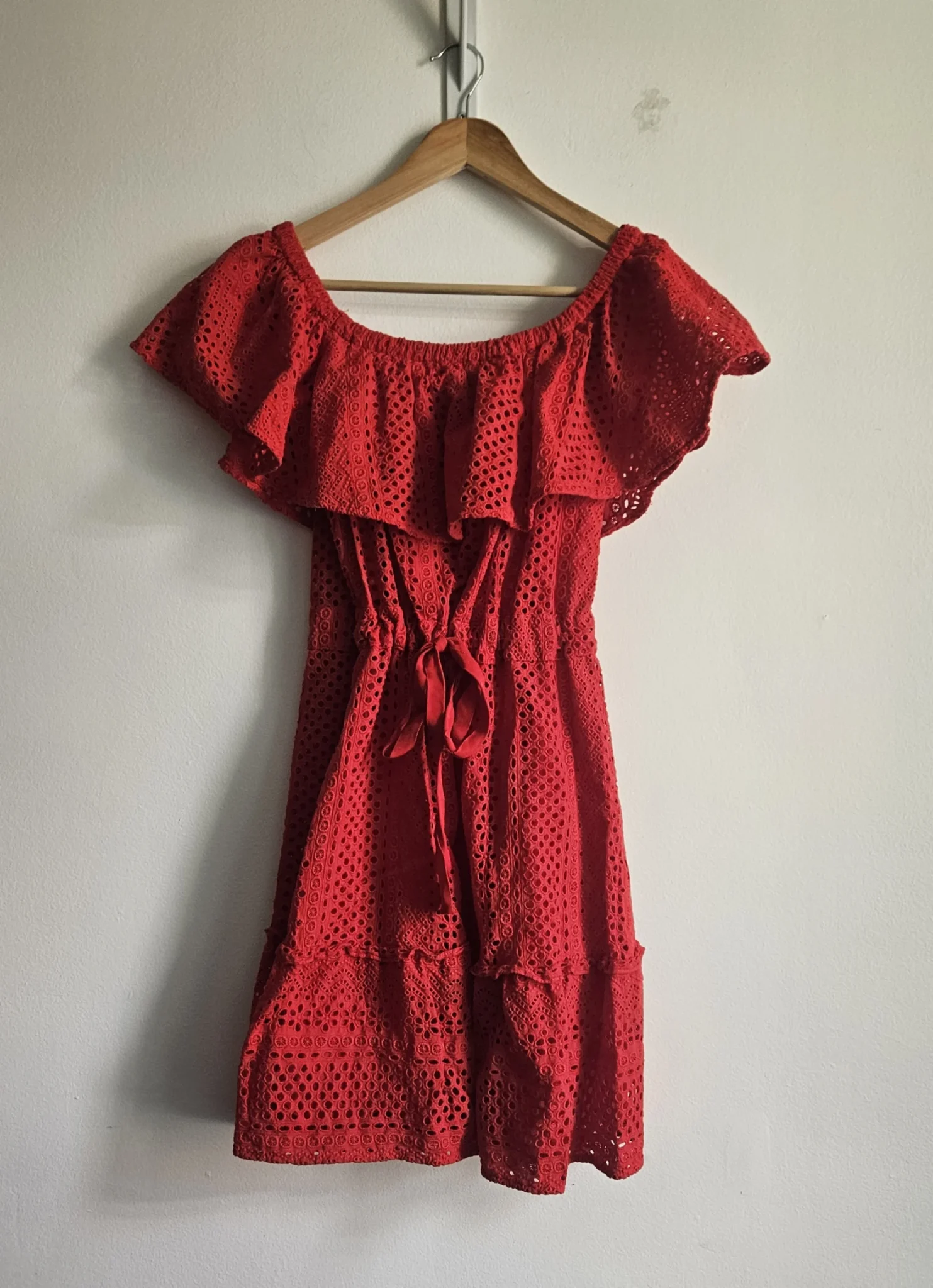Featured image for 🌷Robe rouge - Likely NYC