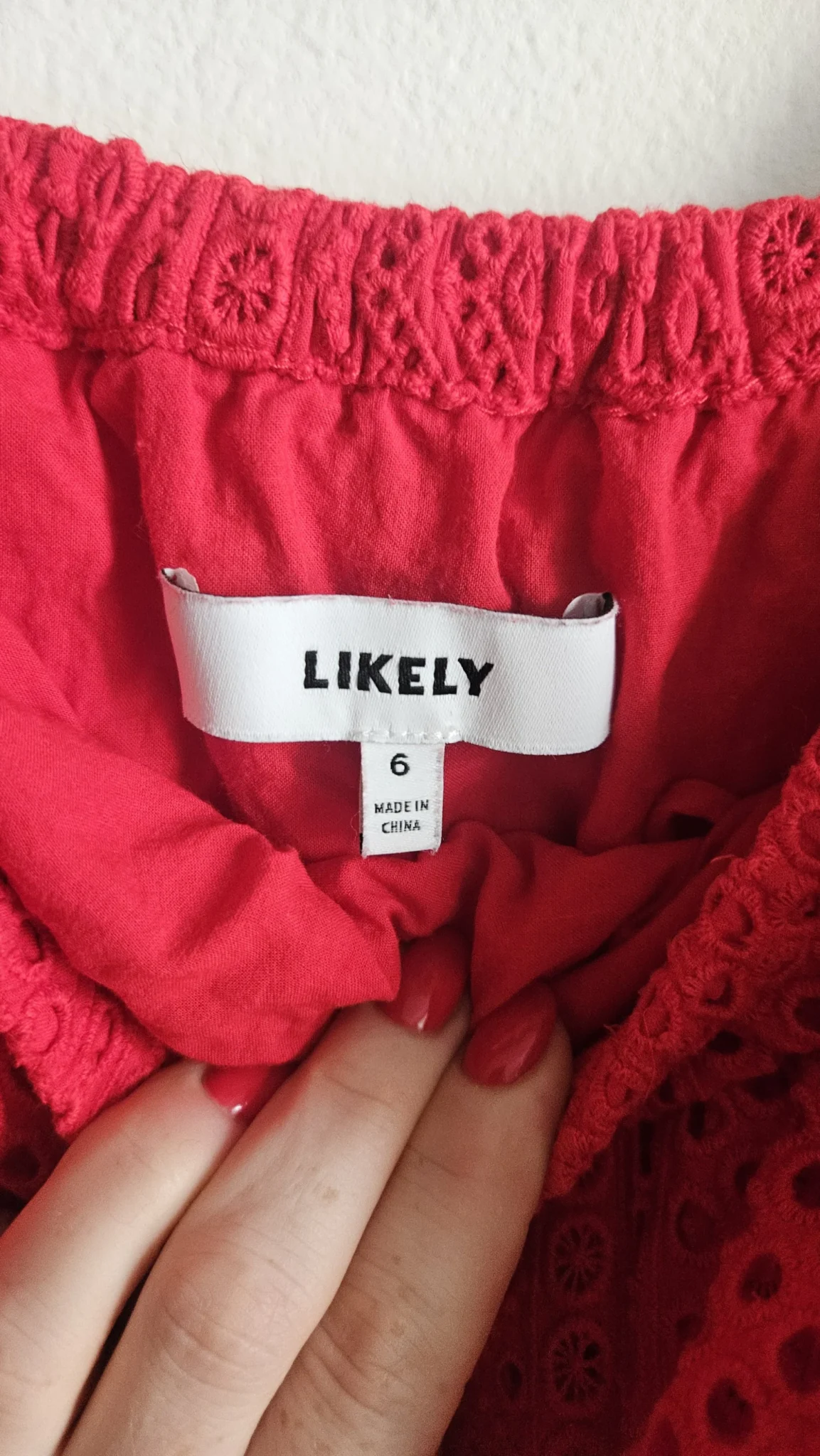 Image for 🌷Robe rouge - Likely NYC