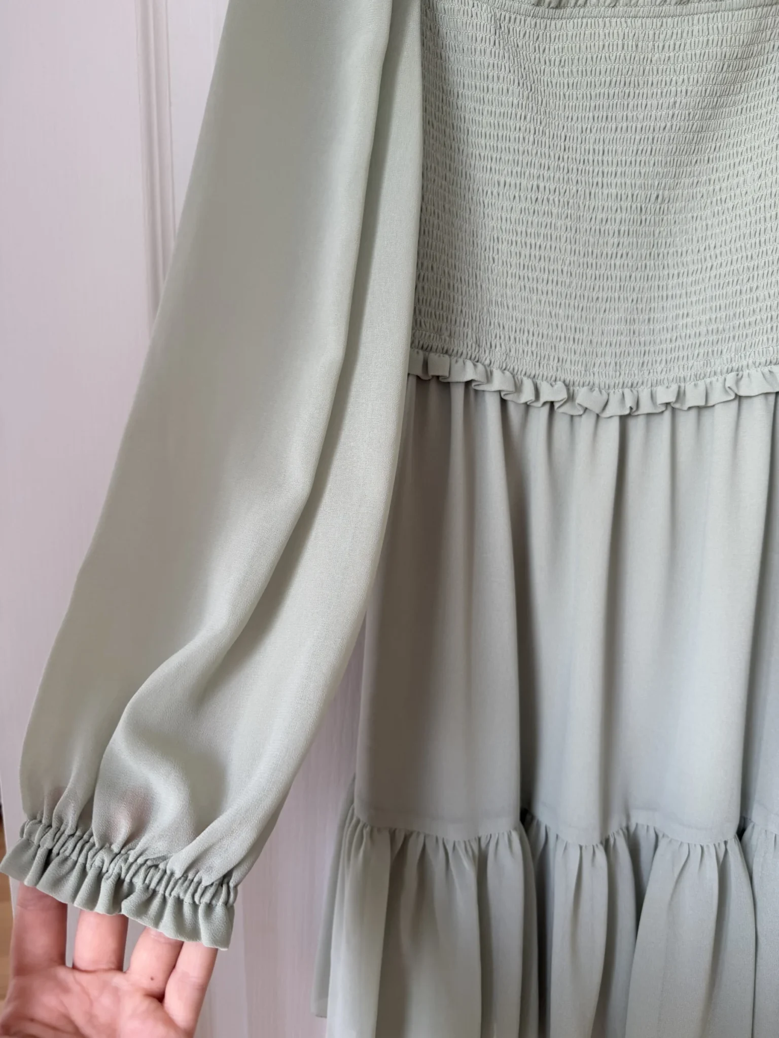 Image for Robe Aritzia Wilfred modèle Tempest verte taille S