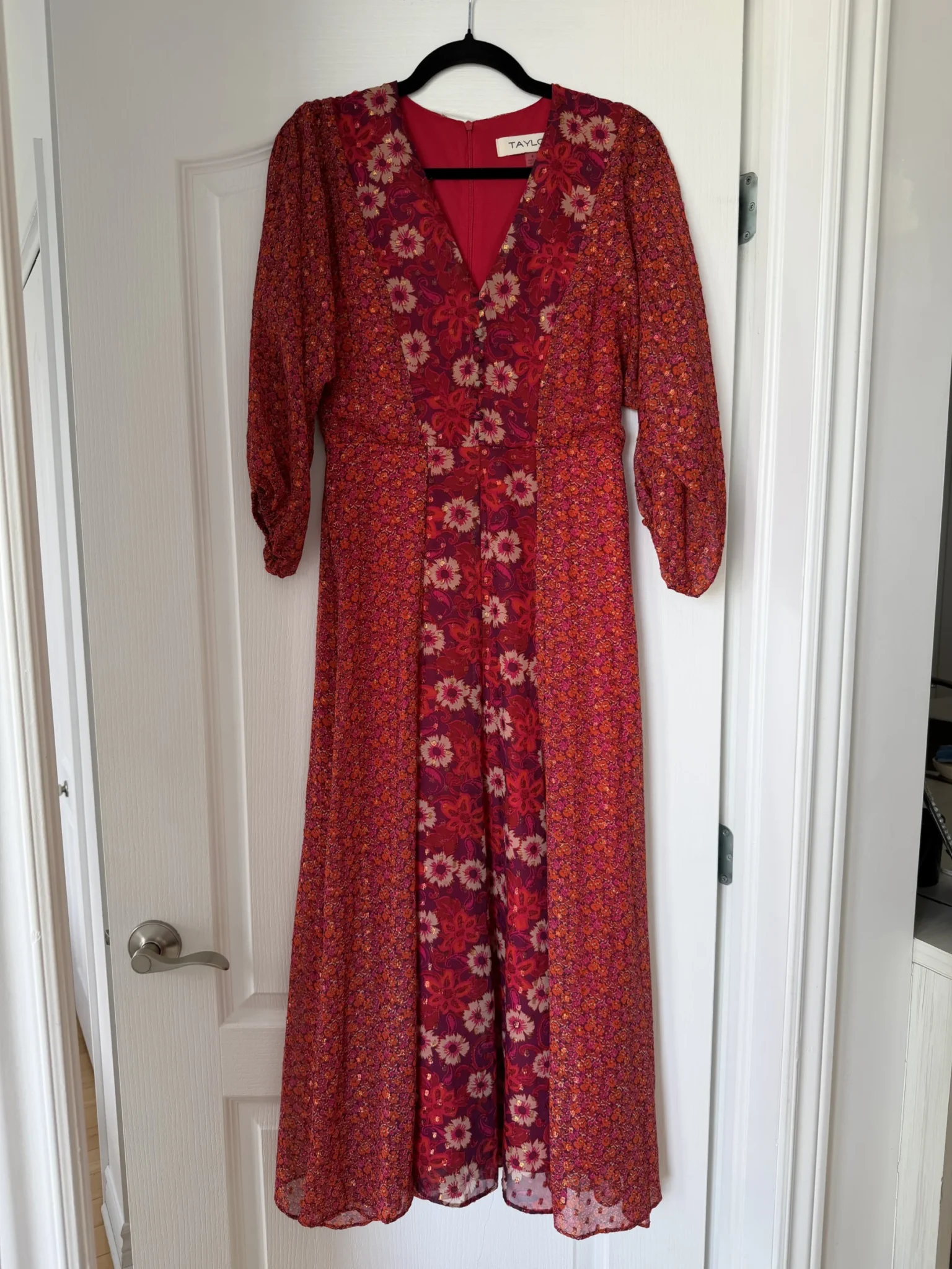 Image for Robe longue Taylor taille 4 motifs fleuris rouge et rose