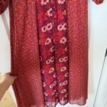 Thumbnail for Robe longue Taylor taille 4 motifs fleuris rouge et rose
