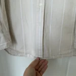 Thumbnail for Chemise oversize Wilfred Free Aritzia taille XS rayé blanche et beige