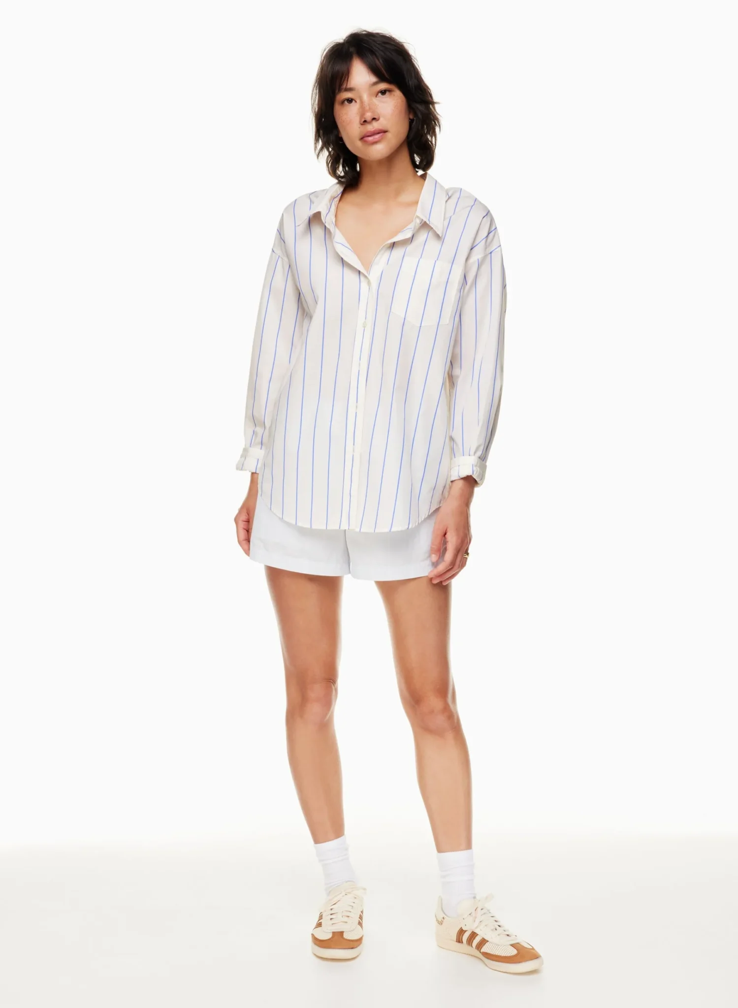 Image for Chemise oversize Wilfred Free Aritzia taille XS rayé blanche et beige