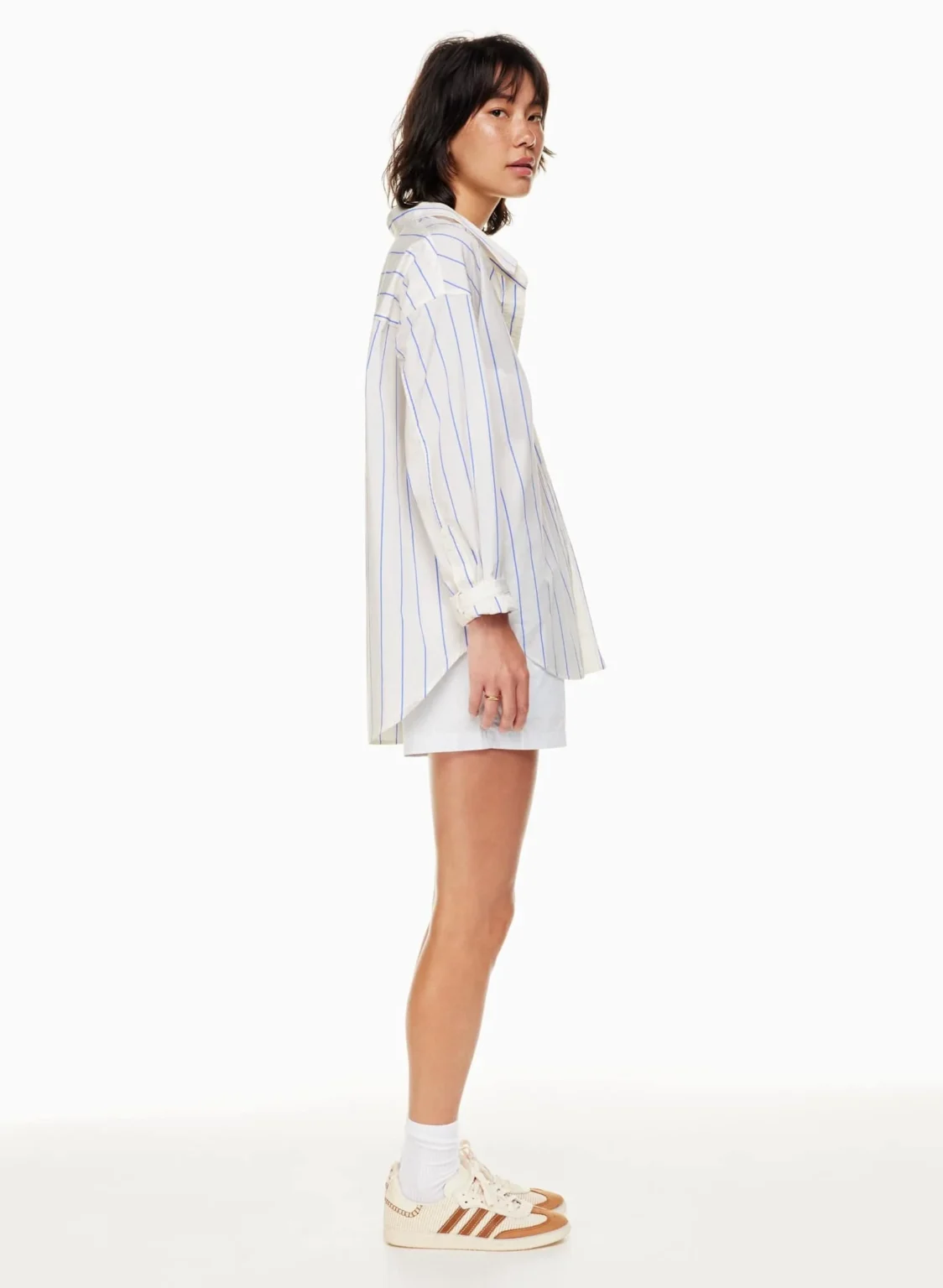 Image for Chemise oversize Wilfred Free Aritzia taille XS rayé blanche et beige