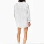 Thumbnail for Chemise oversize Wilfred Free Aritzia taille XS rayé blanche et beige