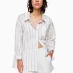 Thumbnail for Chemise oversize Wilfred Free Aritzia taille XS rayé blanche et beige