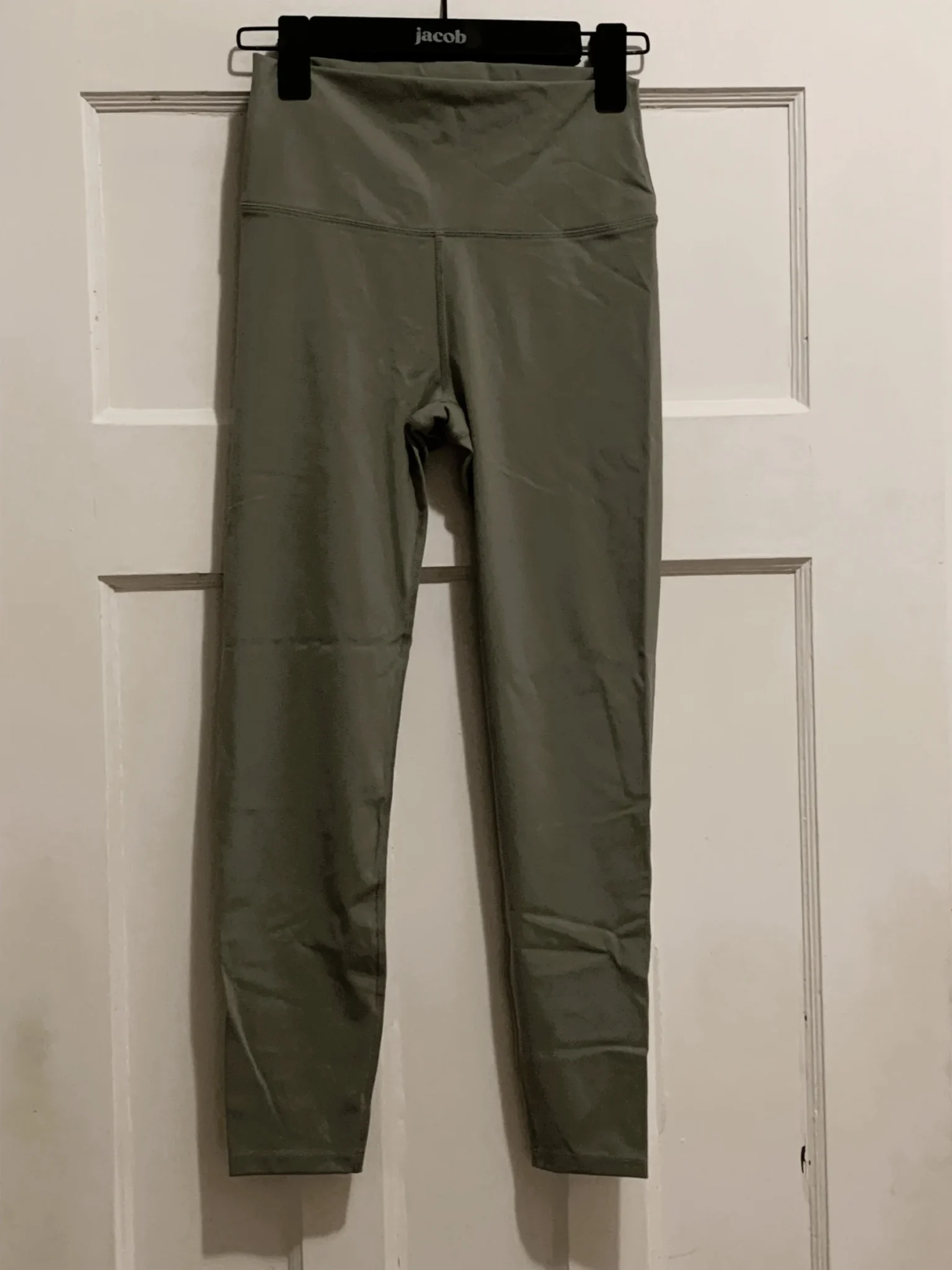Featured image for Legging de sport kaki - TALA