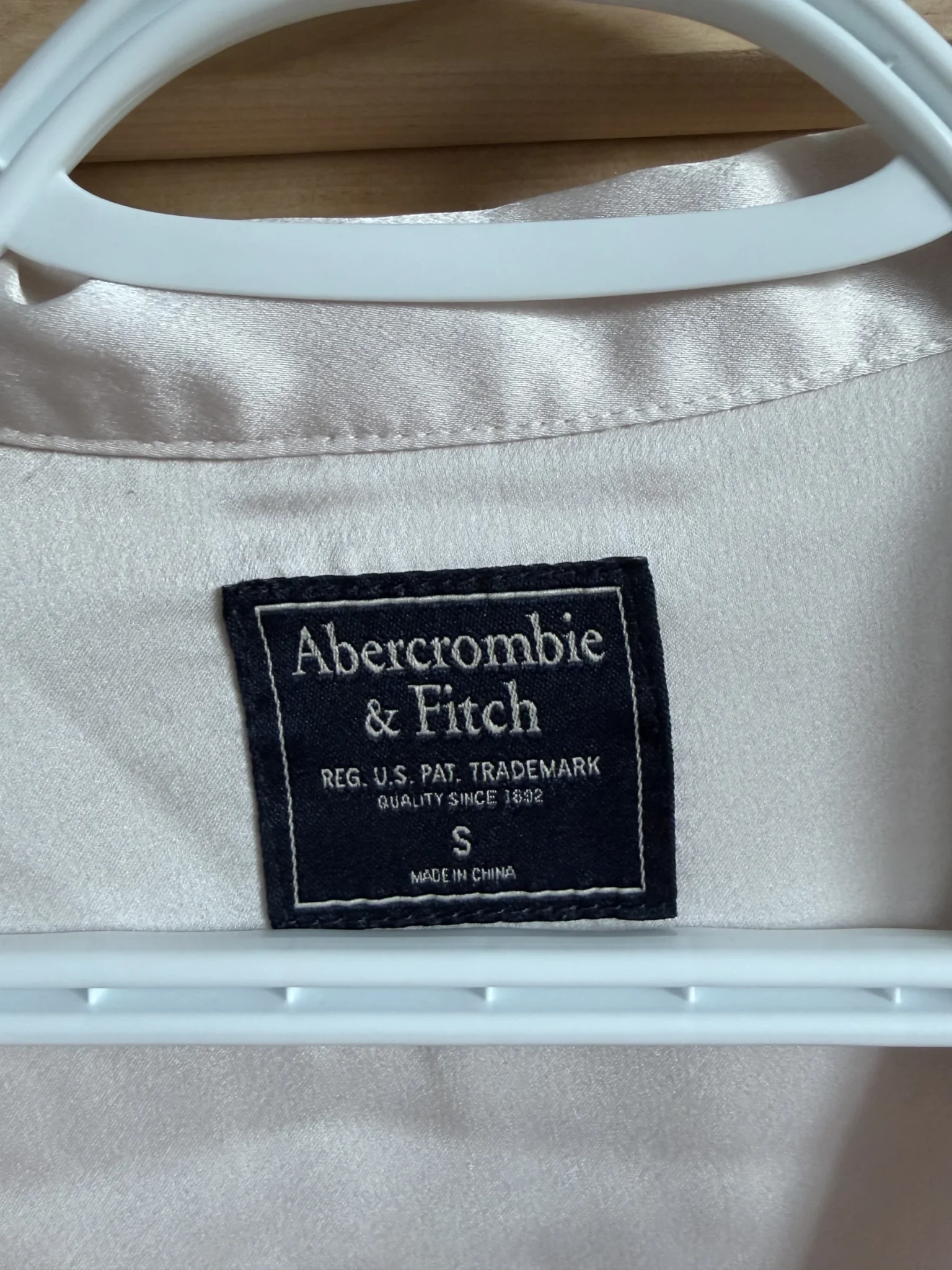 Image for Blouse effet satin Abercrombie