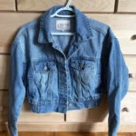 Featured thumbnail for Veste jeans
