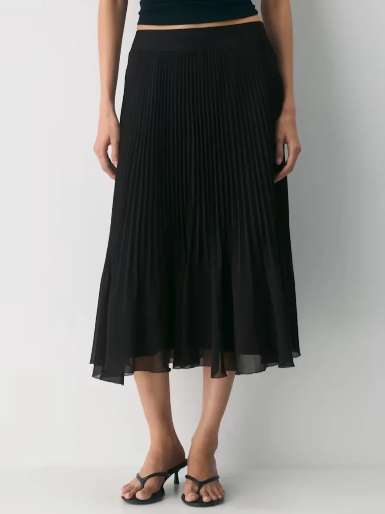 Image for 🌷Twirl Skirt – Aritzia