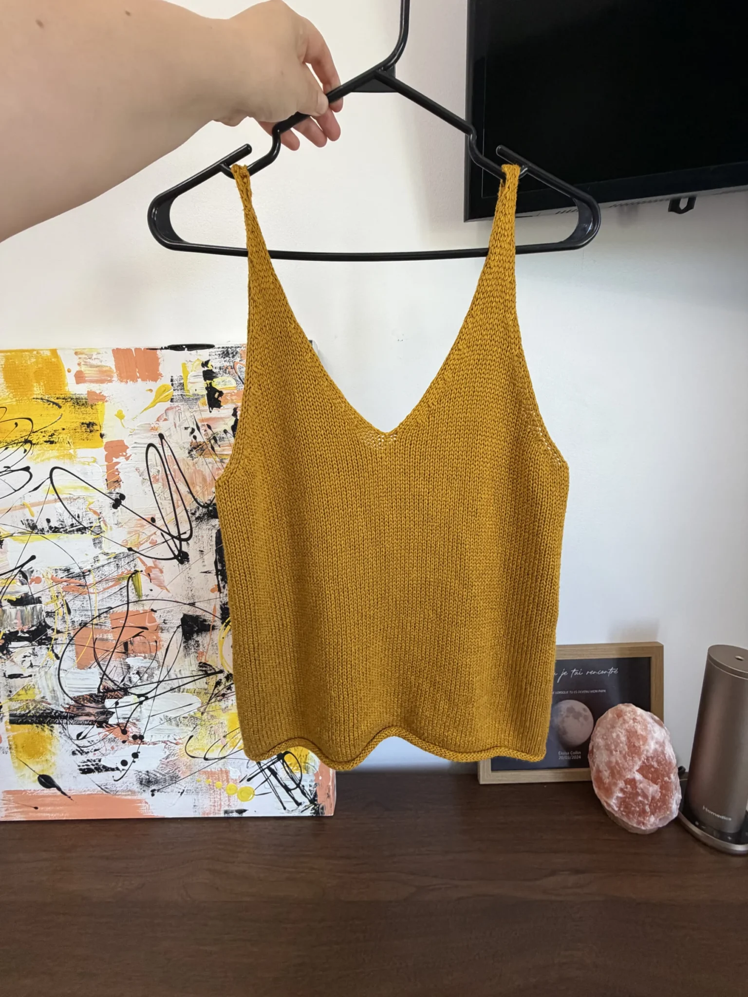 Featured image for HM camisole, size Small (fits Medium)