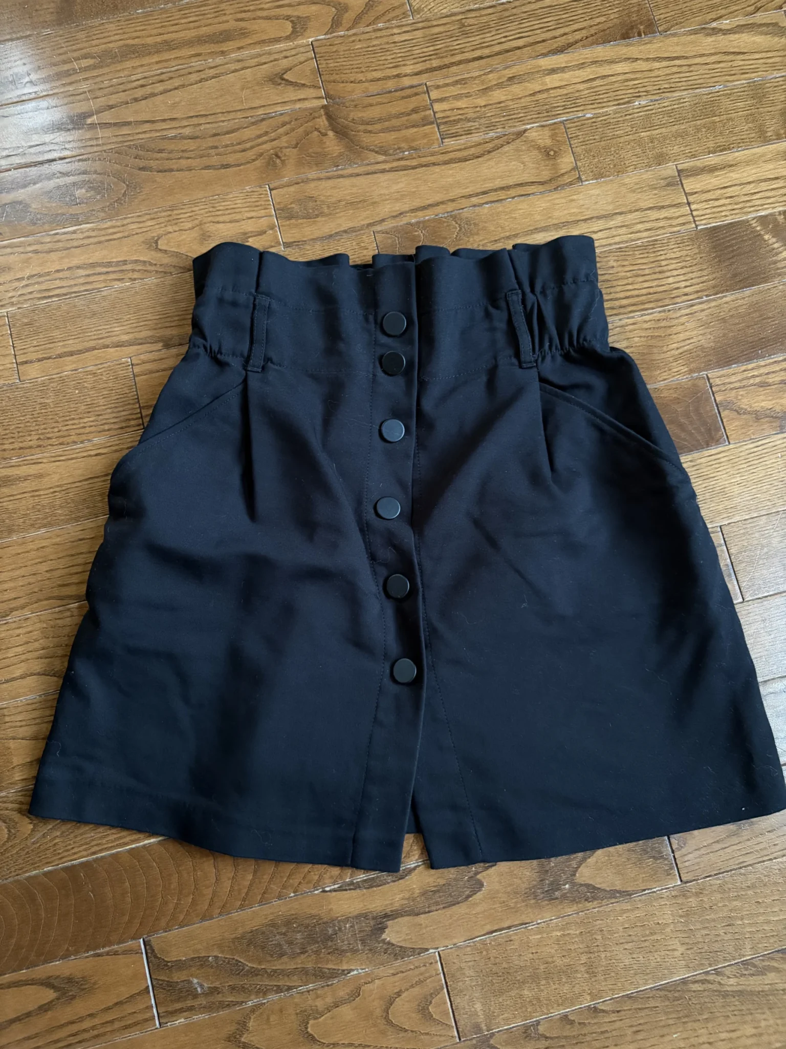 Featured image for Jupe taille haute Zara