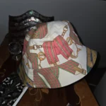 Thumbnail for Superbe bob Ralph Lauren à motif équestre