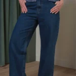Thumbnail for Jeans ESTEL the label Neuve taille Medium portée une seule fois 2h