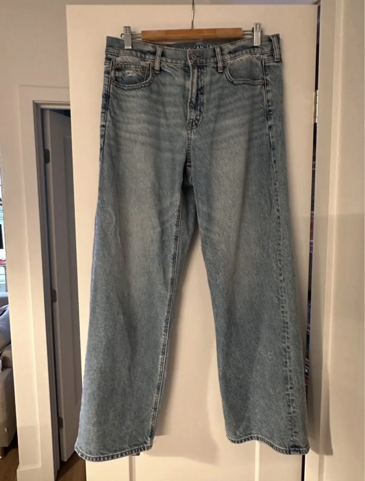 Jeans American Eagle Strigid High-Waisted Stovepipe size 8 longueur régulière American Eagle Outfitters seconde main
